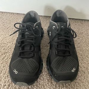 On Running Cloud Shoes